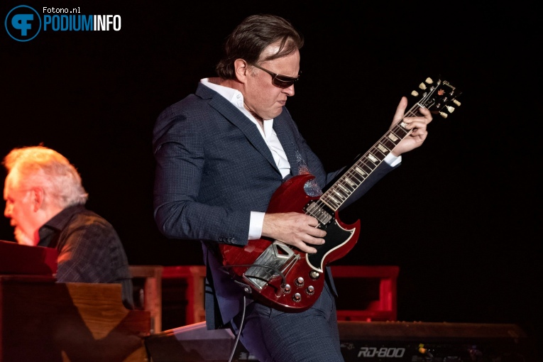 Joe Bonamassa op Joe Bonamassa - 30/04 - Ziggo Dome foto