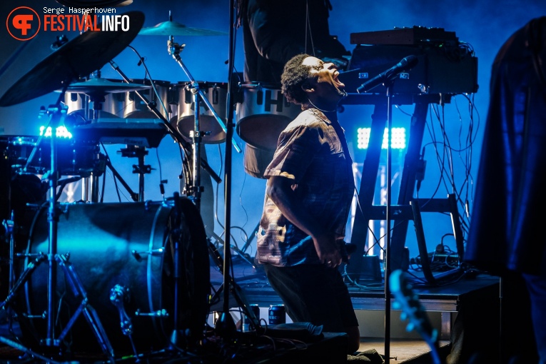 Typhoon op Bevrijdingsfestival Overijssel 2022 foto