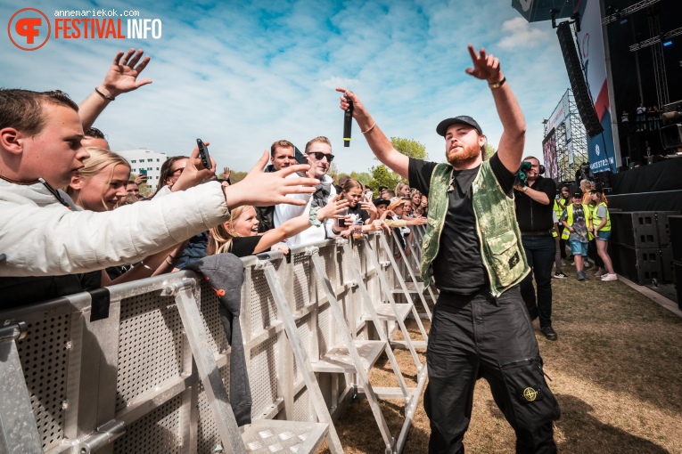 Donnie (NL) op Bevrijdingsfestival Overijssel 2022 foto