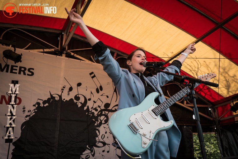 MINKA op Bevrijdingsfestival Overijssel 2022 foto