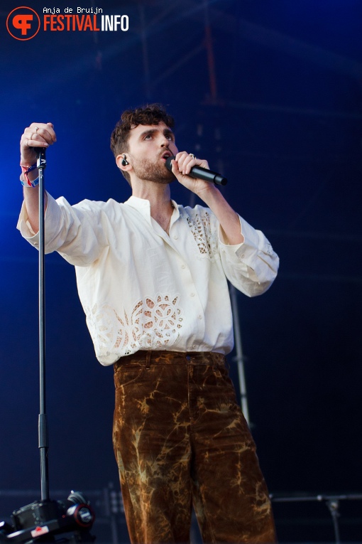 Duncan Laurence op Bevrijdingsfestival Zuid Holland 2022 foto