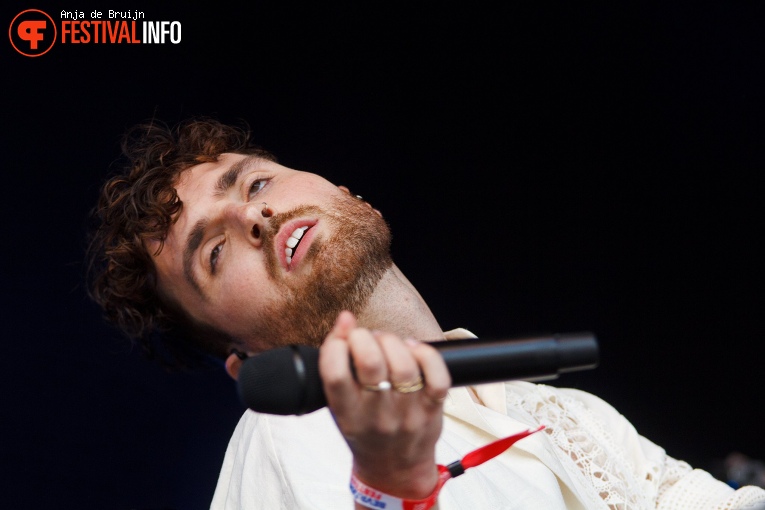 Duncan Laurence op Bevrijdingsfestival Zuid Holland 2022 foto
