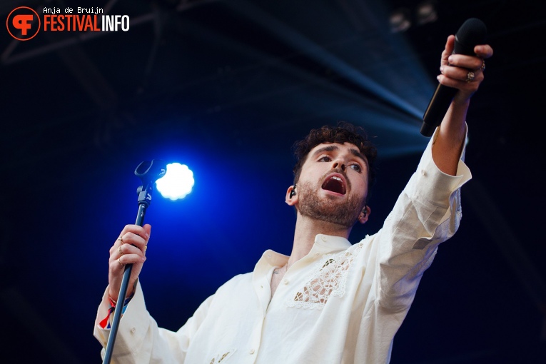 Duncan Laurence op Bevrijdingsfestival Zuid Holland 2022 foto
