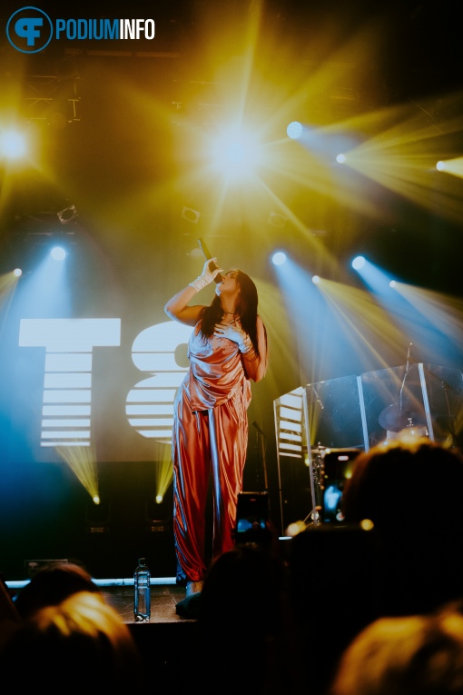 Tate Mcrae op Tate McRae - 17/05 - Melkweg foto