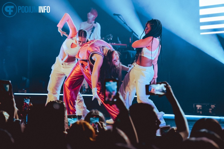 Tate Mcrae op Tate McRae - 17/05 - Melkweg foto