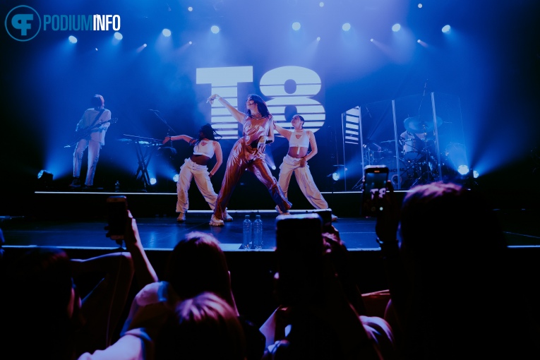 Tate Mcrae op Tate McRae - 17/05 - Melkweg foto