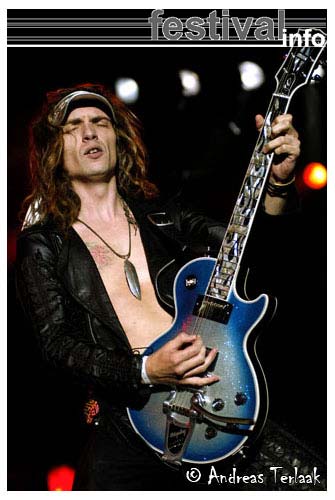 The Darkness op Lowlands 2004 foto