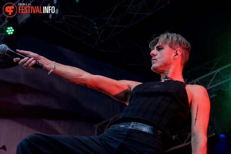 Confidence Man op Dauwpop 2022 foto