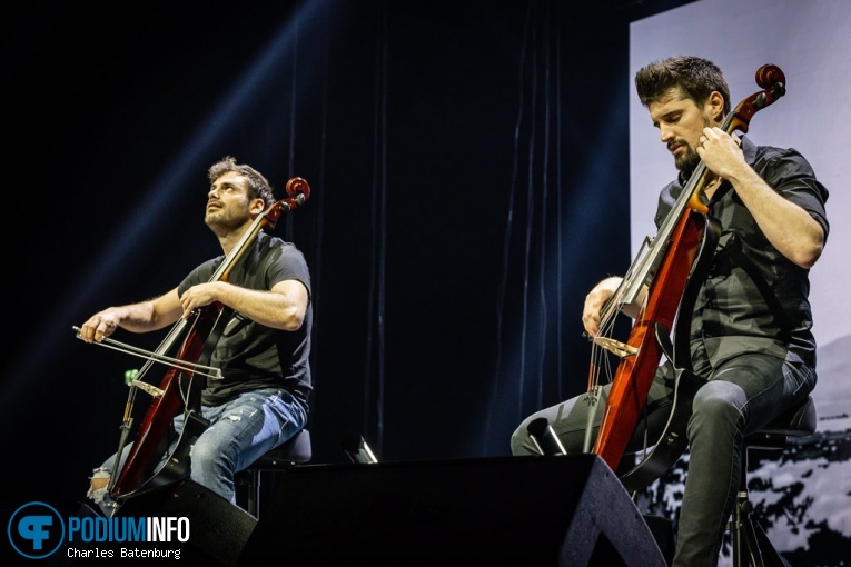 2Cellos op 2Cellos - 28/05 - Ziggo Dome foto
