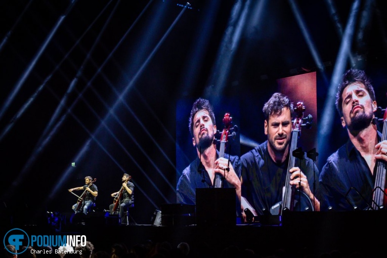 2Cellos op 2Cellos - 28/05 - Ziggo Dome foto