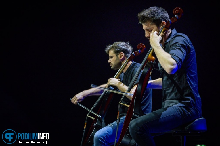 2Cellos op 2Cellos - 28/05 - Ziggo Dome foto
