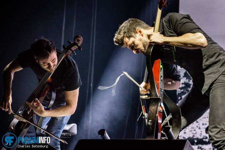 2Cellos op 2Cellos - 28/05 - Ziggo Dome foto