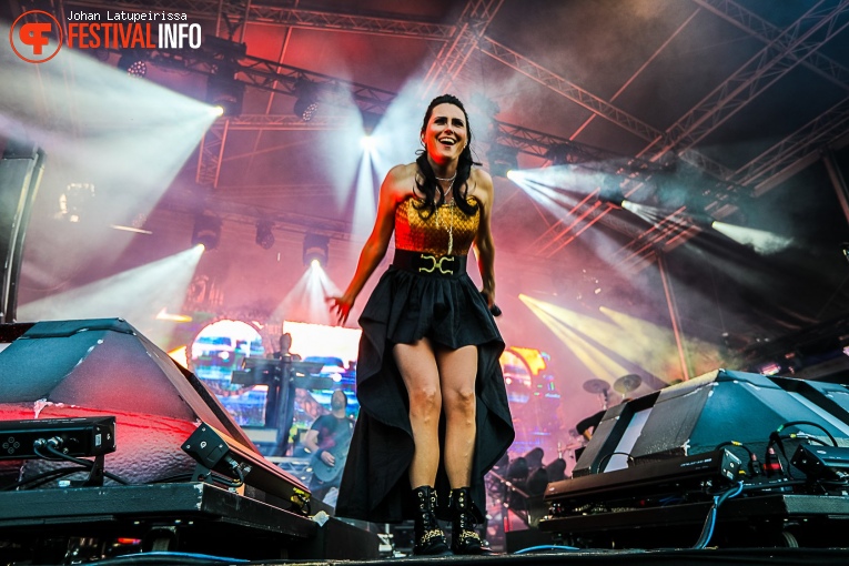 Within Temptation op Pop on Top 2022 foto