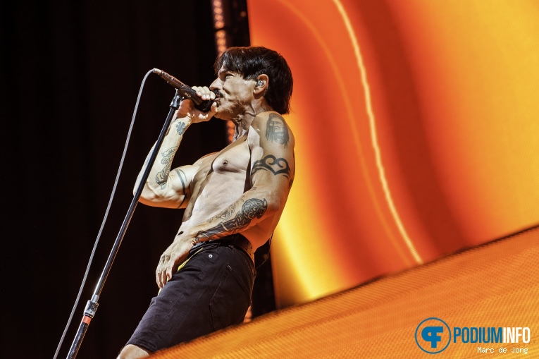 Foto Red Hot Chili Peppers in Goffertpark op 10 juni 2022 op Podiuminfo