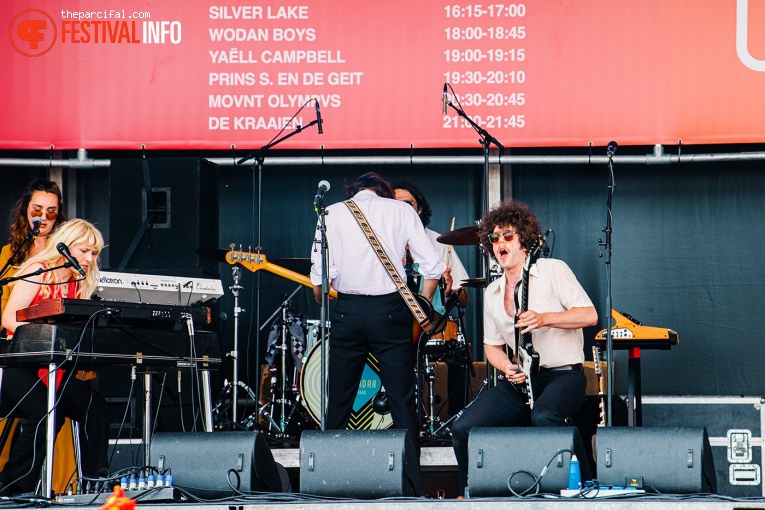 Silver Lake op Parkpop 2022 foto