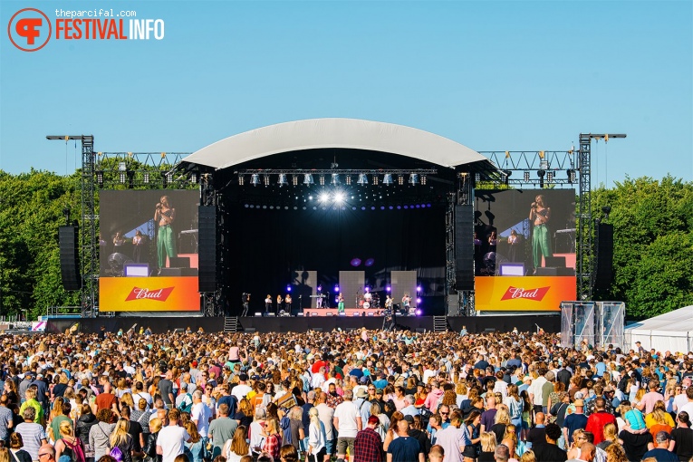 Maan op Parkpop 2022 foto