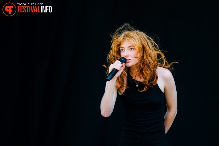 Froukje op Parkpop 2022 foto