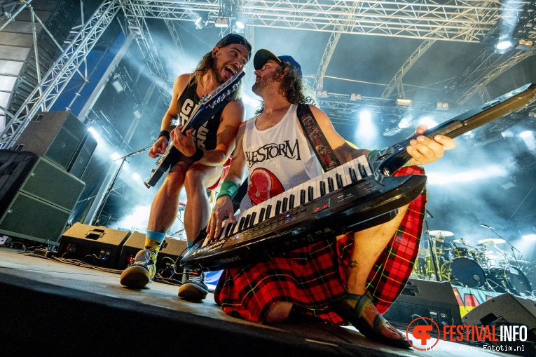 Alestorm op Into The Grave 2022, dag 2 foto