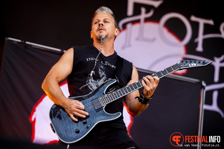 Flotsam and Jetsam op Into The Grave 2022, dag 2 foto