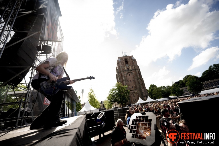 Orange Goblin op Into The Grave 2022, dag 2 foto