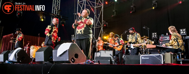 Earth, Wind & Fire Experience by Al McKay op Hello Festival 2022 foto