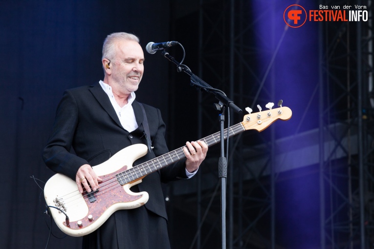 Crowded House op Stadspark Live 2022 foto