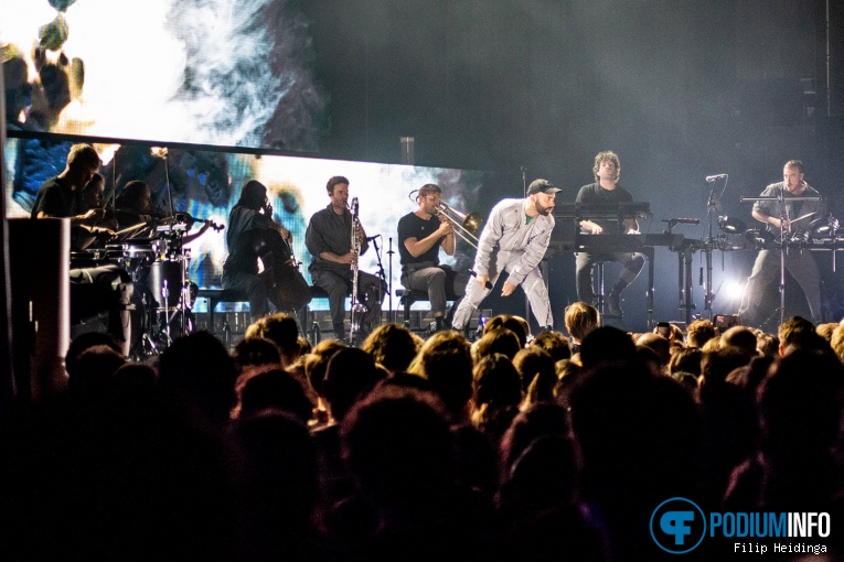 Woodkid op Woodkid - 14/06 - TivoliVredenburg foto
