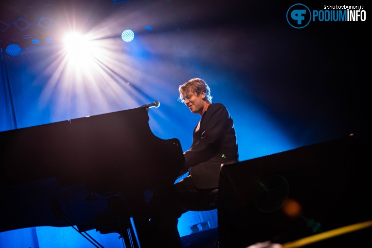 Tom Odell op Tom Odell - 15/06 - 013, Tilburg foto