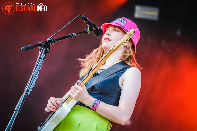 Wies (zangeres, 2008) op Pinkpop 2022 - Vrijdag foto