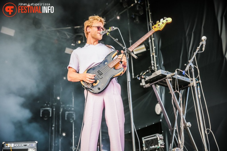 Wies (zangeres, 2008) op Pinkpop 2022 - Vrijdag foto