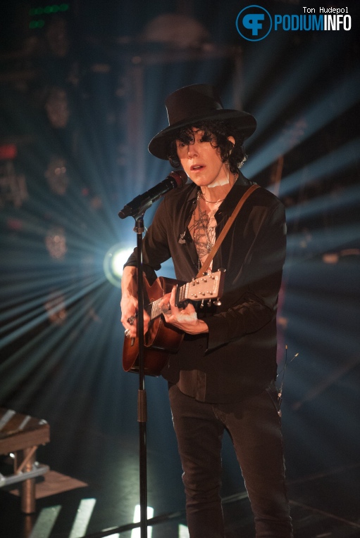 LP op LP - 21/06 - Melkweg foto