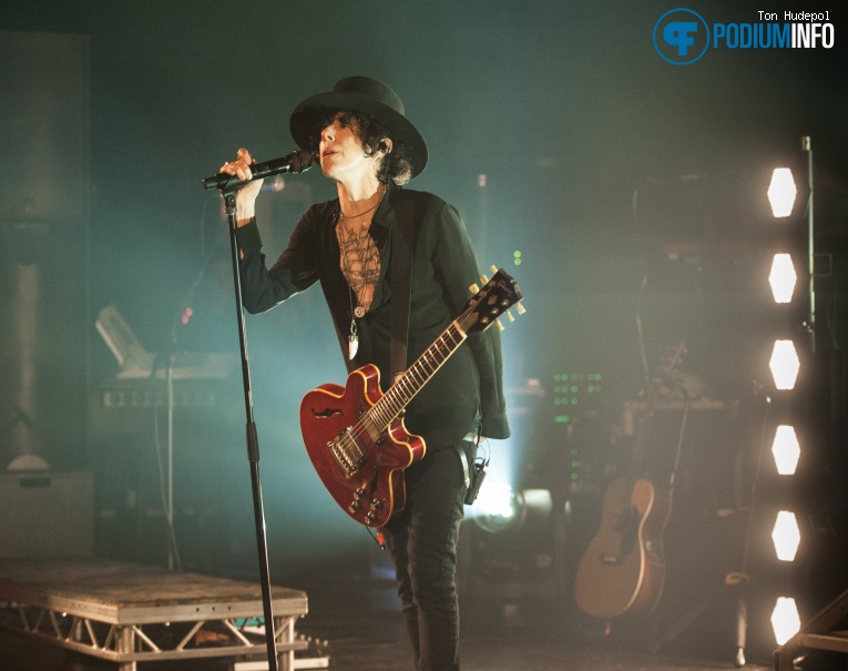 LP op LP - 21/06 - Melkweg foto