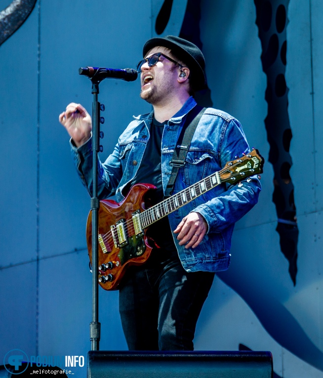 Fall Out Boy op Hella Mega Tour - 22/06 - Stadspark foto