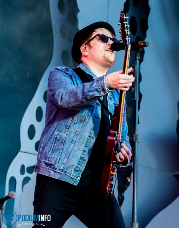 Fall Out Boy op Hella Mega Tour - 22/06 - Stadspark foto