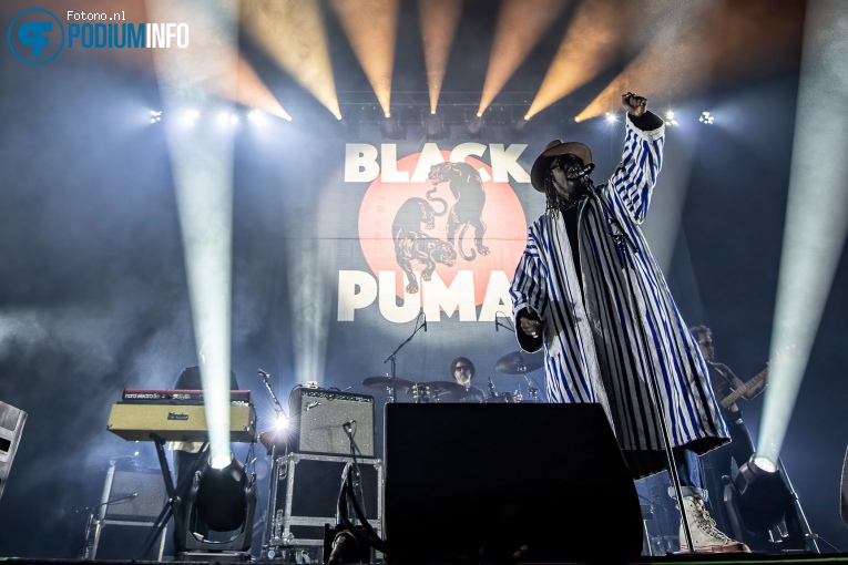 Black Pumas op Black Pumas - 26/06 - Afas Live foto