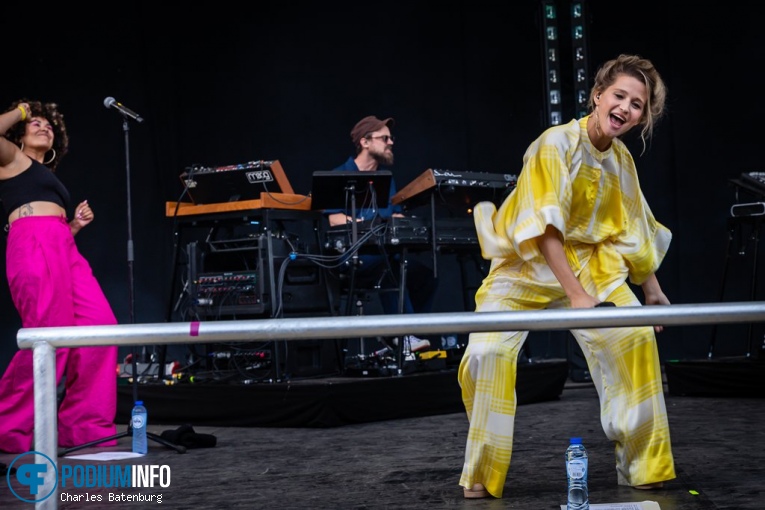 Selah Sue op Selah Sue - 24/06 - Zuiderparktheater foto