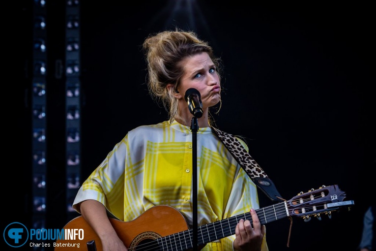Selah Sue op Selah Sue - 24/06 - Zuiderparktheater foto
