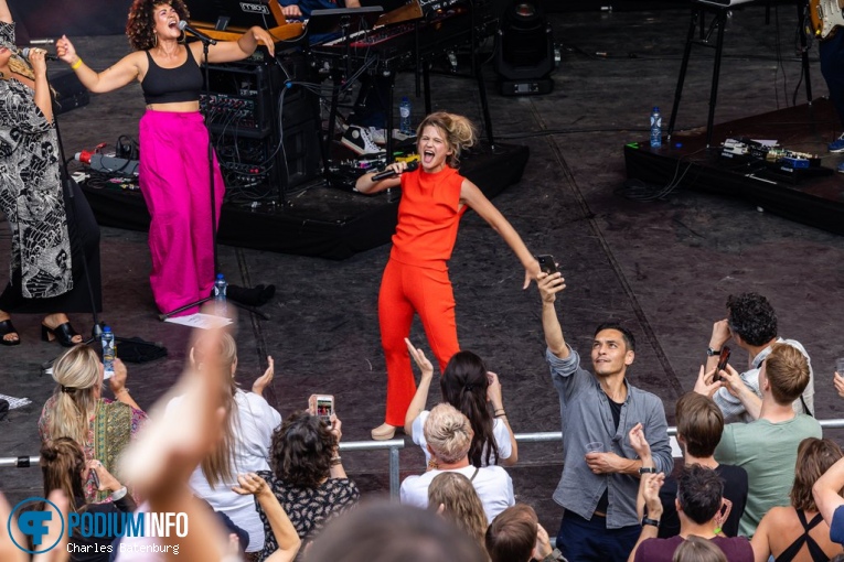 Selah Sue op Selah Sue - 24/06 - Zuiderparktheater foto
