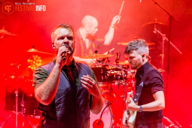 Leprous op Midsummer Prog 2022 foto