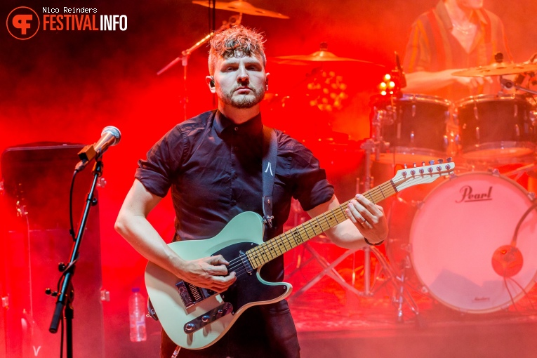 Leprous op Midsummer Prog 2022 foto