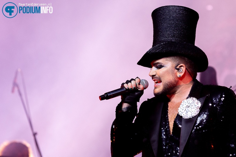 Adam Lambert op Queen & Adam Lambert - 01/07 - Ziggo Dome foto