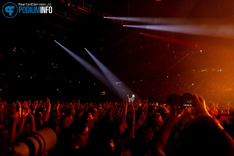Queen op Queen & Adam Lambert - 01/07 - Ziggo Dome foto