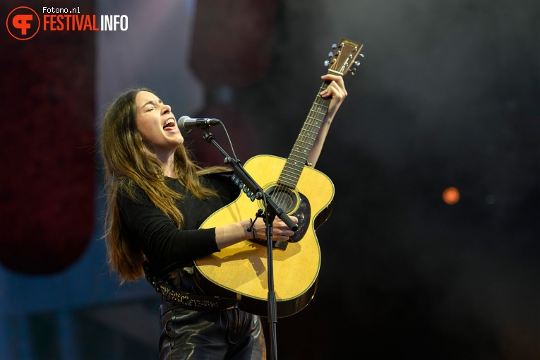 Haim op Down The Rabbit Hole 2022 - Vrijdag foto