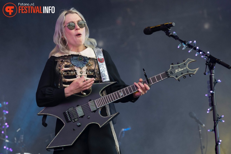 Phoebe Bridgers op Down The Rabbit Hole 2022 - Zondag foto