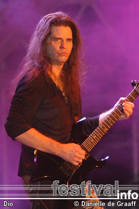 Dio (Ronnie James) op Wacken Open Air 2004 foto