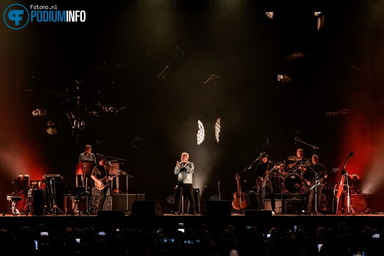 Tom Jones op Tom Jones - 06/07 - Ziggo Dome foto