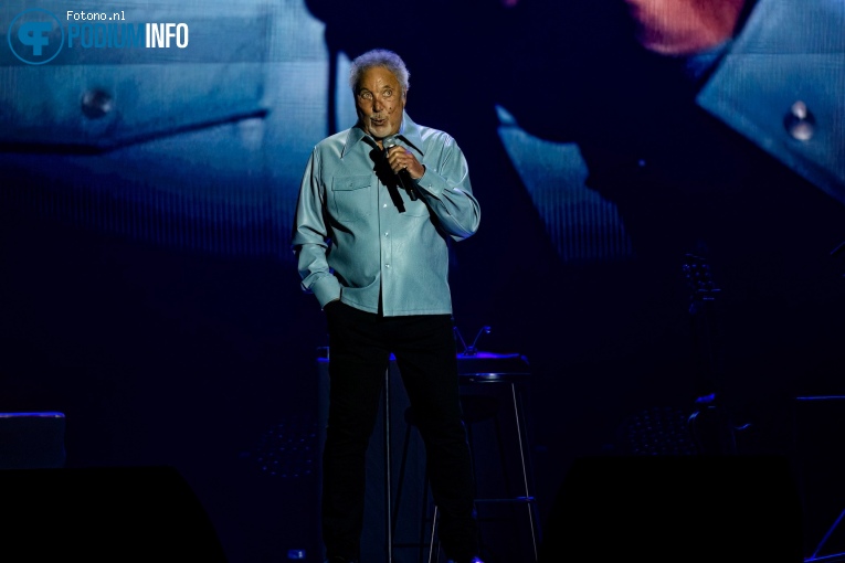 Tom Jones op Tom Jones - 06/07 - Ziggo Dome foto