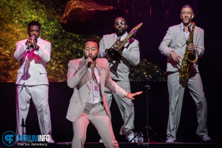 John Legend op John Legend - 07/07 - Ahoy foto