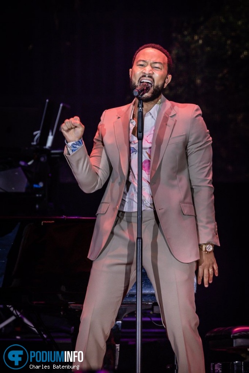John Legend op John Legend - 07/07 - Ahoy foto