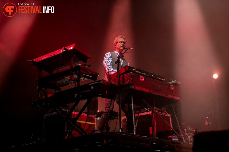 Level 42 op Bospop 22 - Vrijdag foto